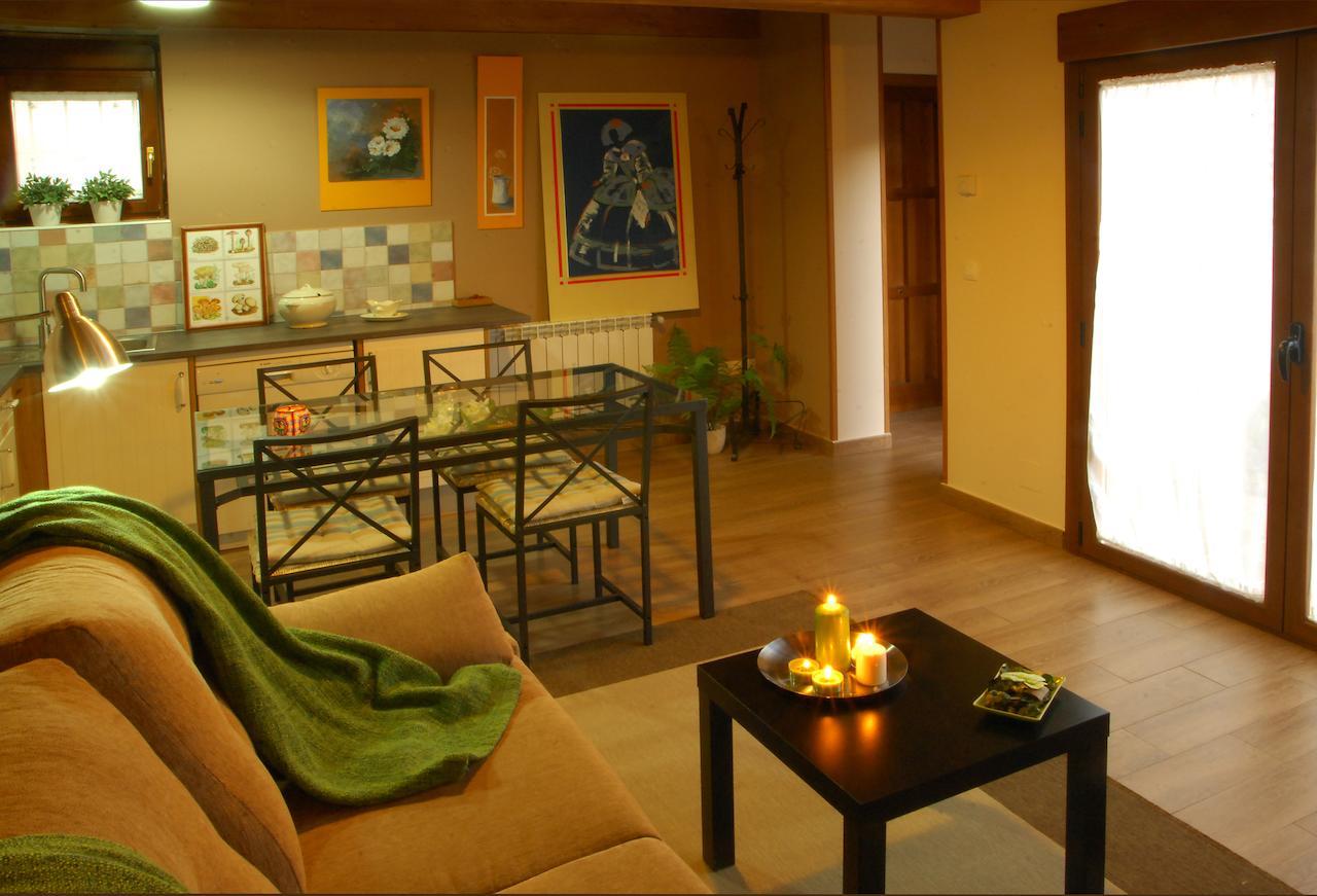 Casa Rural "Hazanas" Adanero Zimmer foto